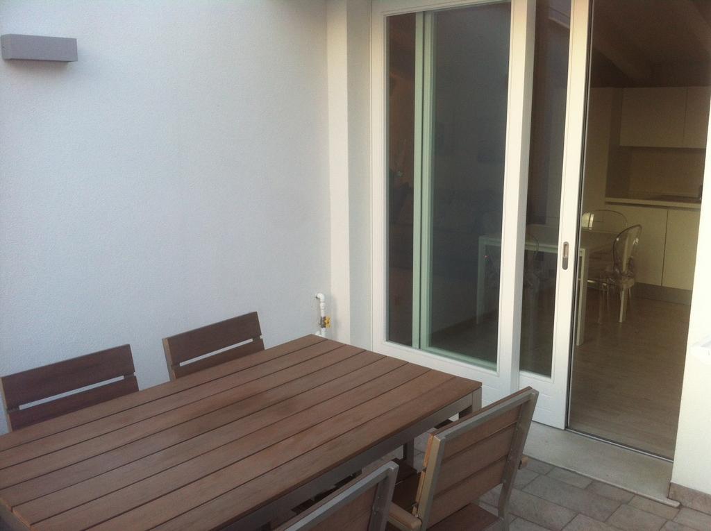 Appartamenti Villa Giulia - Walterigato Apartments Solo Per Famiglie Лидо-ди-Езоло Экстерьер фото